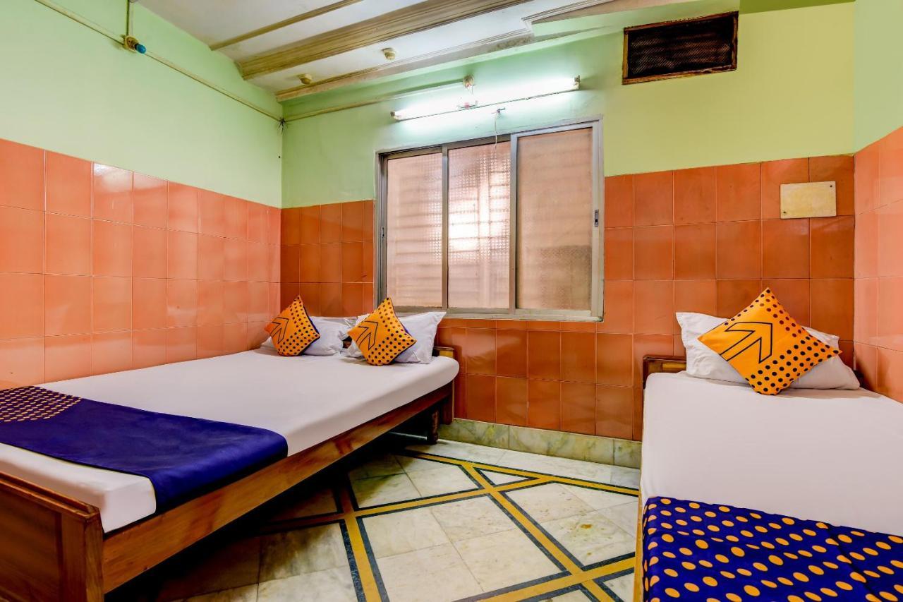 Oyo 63538 Hotel Lotus 1 Khanapara Exterior foto