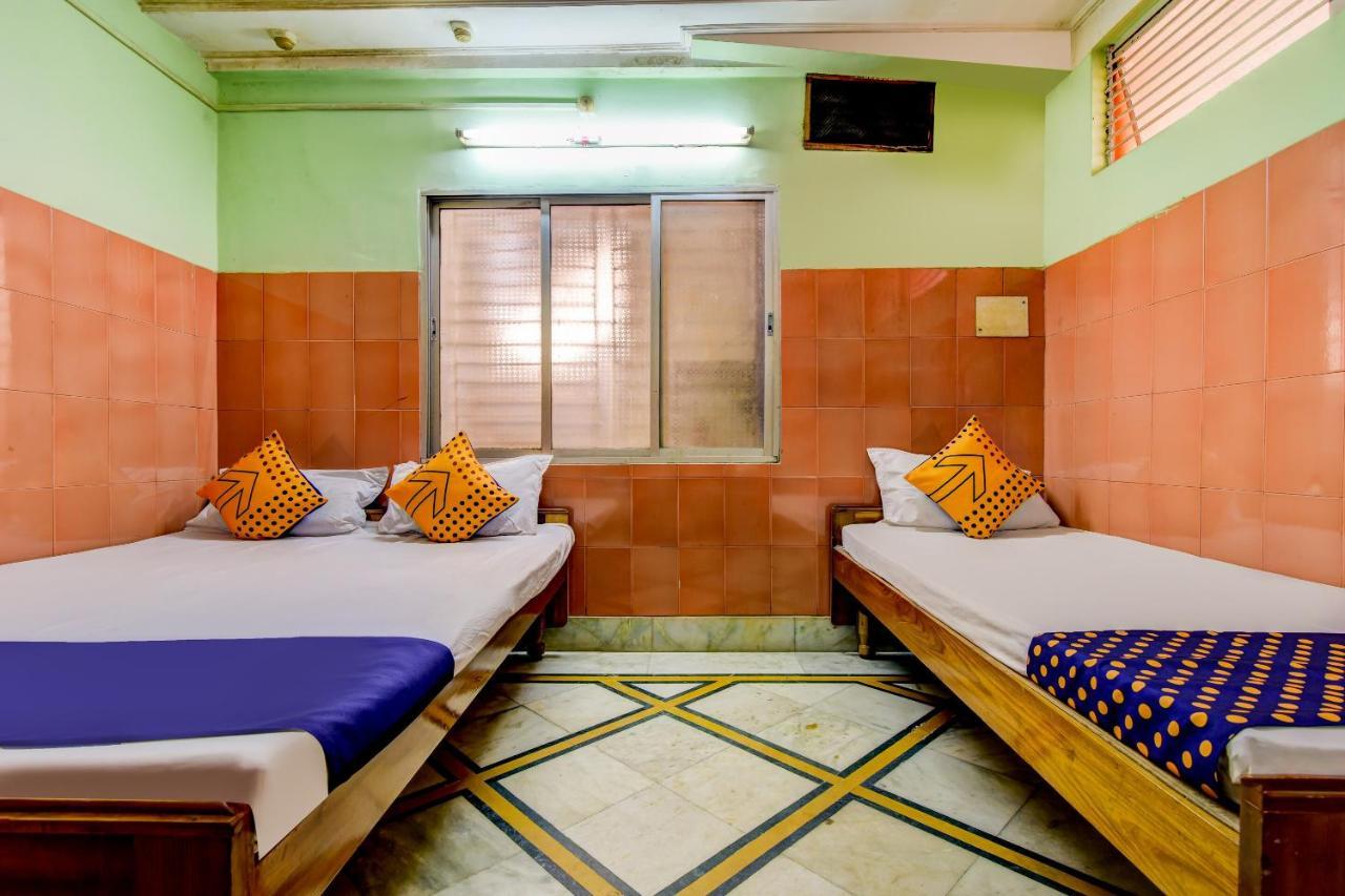 Oyo 63538 Hotel Lotus 1 Khanapara Quarto foto